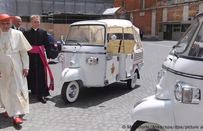 Ciao Piaggio Ape: Η Ιταλία αποχωρίζεται τα θρυλικά τρίκυκλα