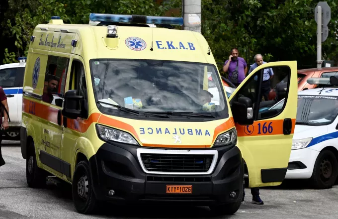 Θεσσαλονίκη: Νεκρός 26χρονος σε τροχαίο – Το αμάξι του καρφώθηκε σε τοίχο