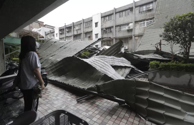 Typhoon Kong-rey in Taipei, Taiwan