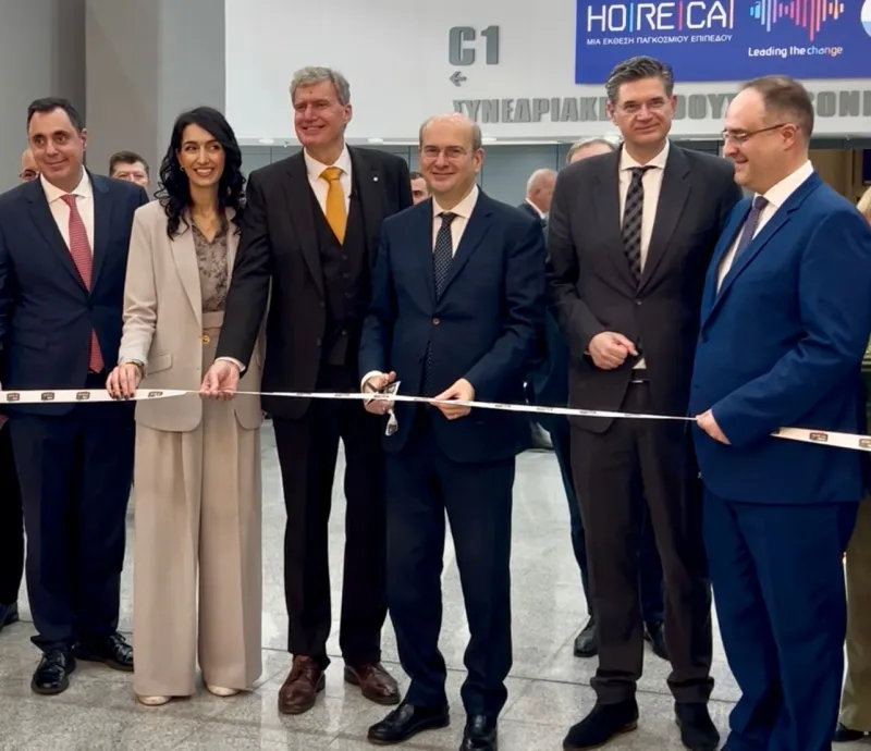 χατζηδάκης