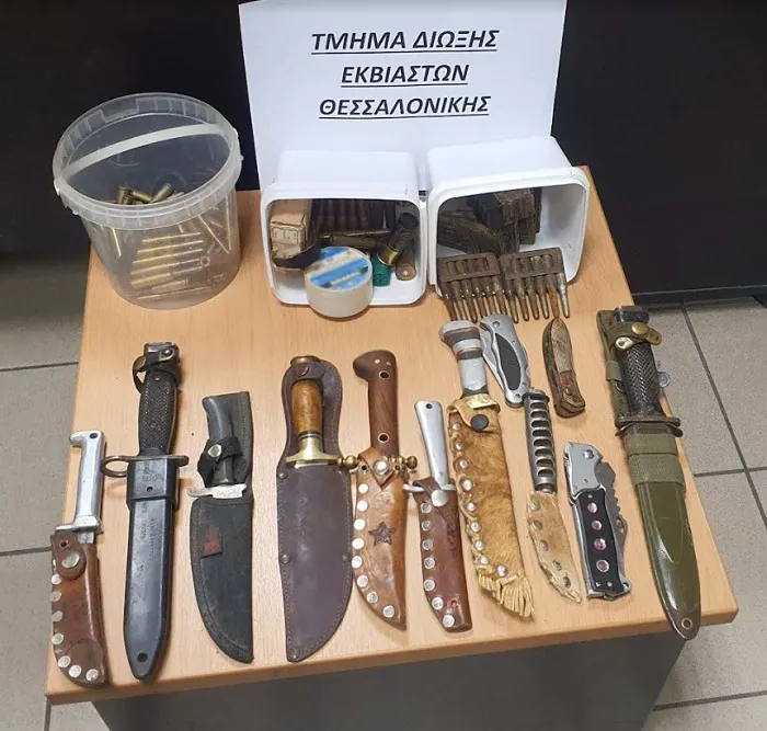 Σοκαριστικά ευρήματα της ΕΛ.ΑΣ – Δύο οπλοστάσια στην Έδεσσα (ΦΩΤΟ)