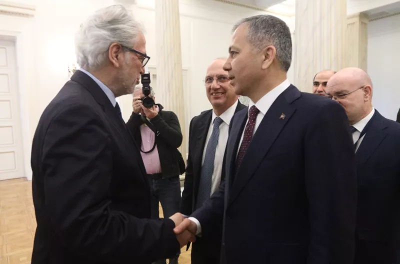 συναντηση