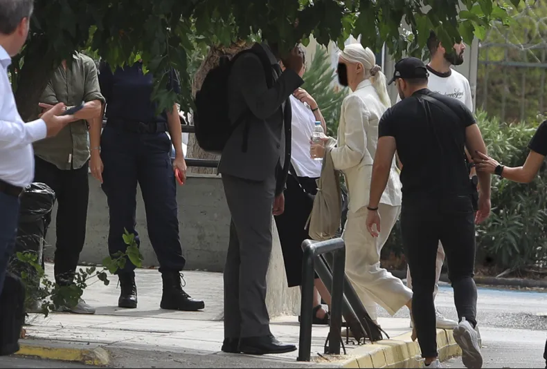 Γιατρός