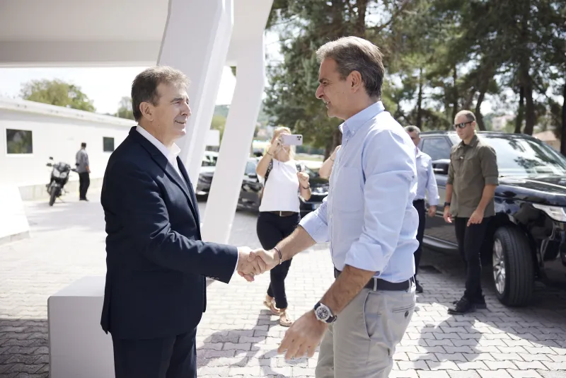 Μητσοτάκης Παπανικολάου