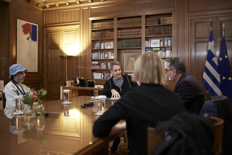 μητσοτάκης εγκαύματα