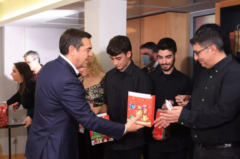 Kάλαντα στον Τσίπρα