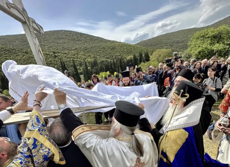 Μαγνησία: Ρίγη συγκίνησης στη αναπαράσταση της Αποκαθήλωσης στην Παναγία Ξενιά