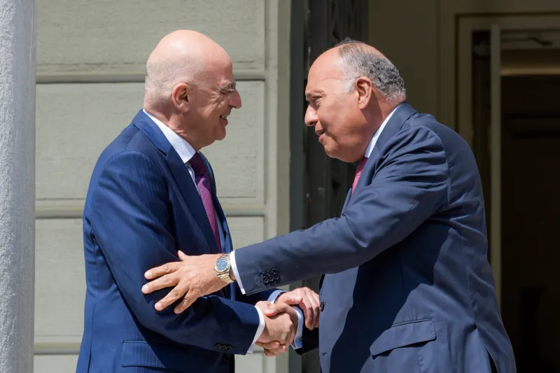 Δένδιας
