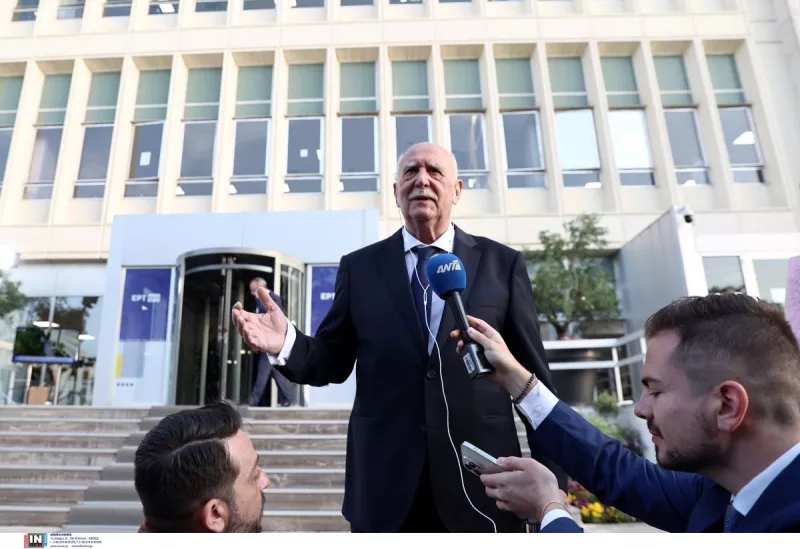 ντιμπειτ