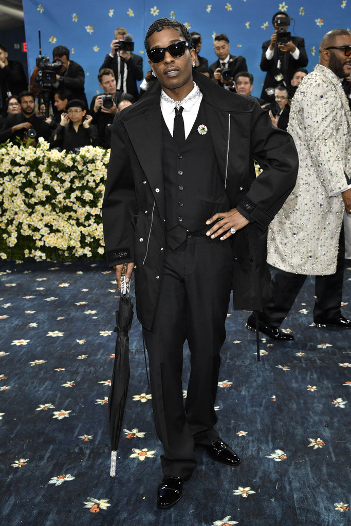 A $ AP ROCKY 