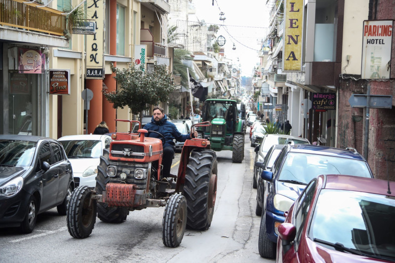 αγροτες λαμια 