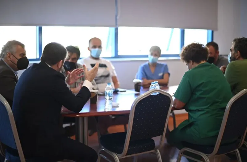 Νίκος Ανδρουλάκης στο νοσοκομείο Κέρκυρας