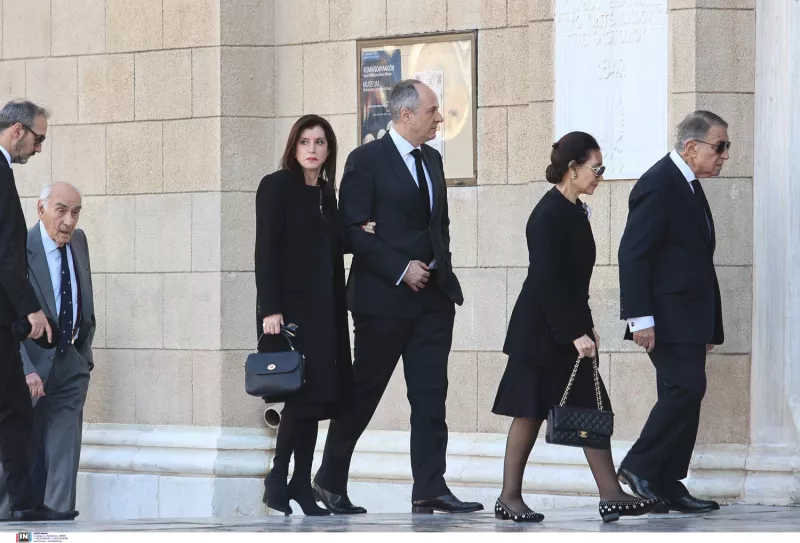 Μνημόσυνο Τέως