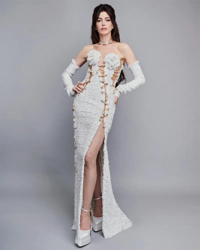 Η Anne Hathaway