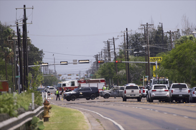 Τέξας: 8 συνολικά οι νεκροί από παράσυρση αυτοκινήτου - 10 νοσηλεύονται σε κρίσιμη κατάσταση (Φωτογραφίες)