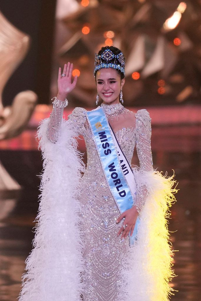 Miss World: Η Μις Ταϊλάνδη ομορφότερη γυναίκα του κόσμου – Βίντεο, φωτογραφίες