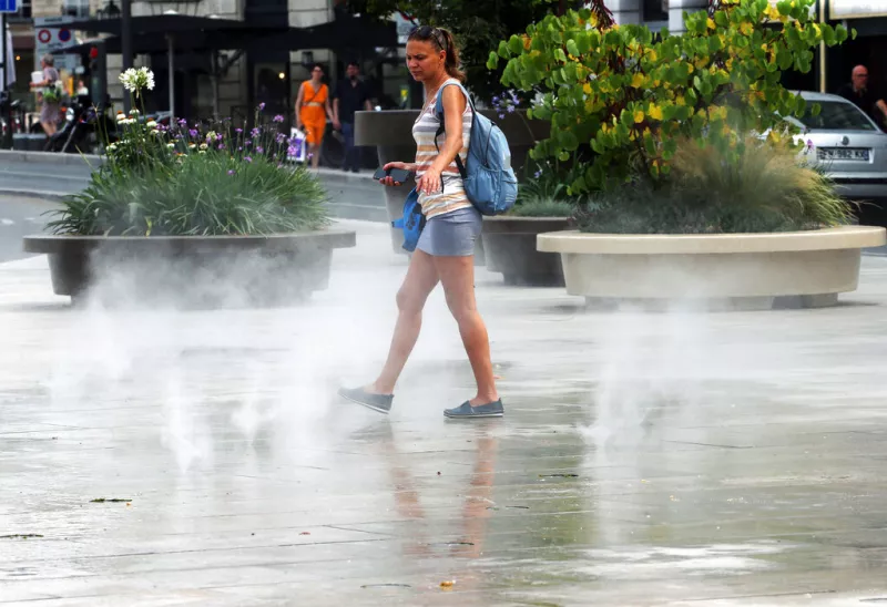 Περίπου 18 εκατομμύρια άνθρωποι επηρεάζονται από τον καύσωνα στη Γαλλία