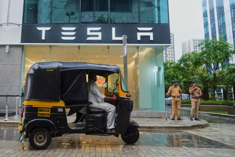 Tesla Ινδια