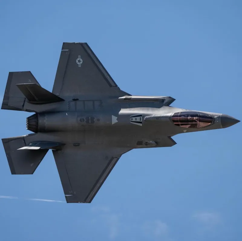 Athens Flying Week 2023: Τρία F-35 πάνω από την Αθήνα