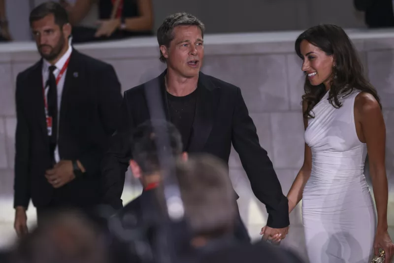 Brad Pitt-Ines De Ramon 