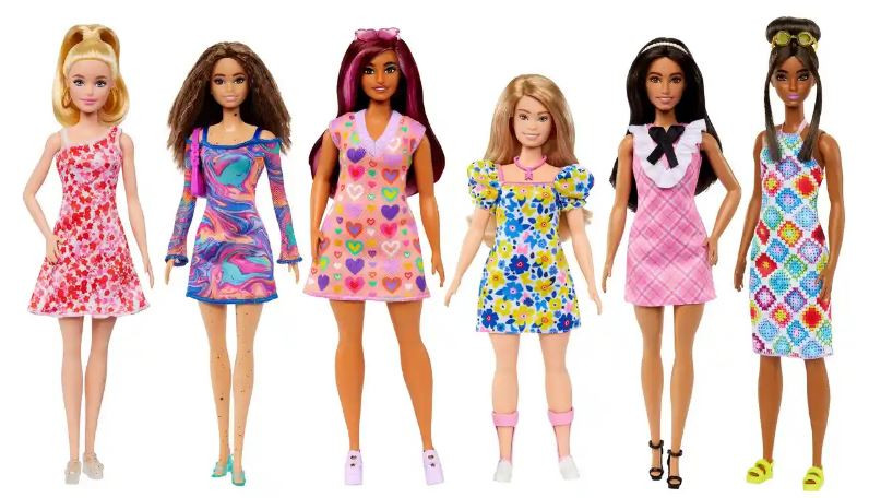 ΗΠΑ: Η εταιρεία Mattel ρίχνει στην αγορά μια κούκλα Μπάρμπι με σύνδρομο Ντάουν