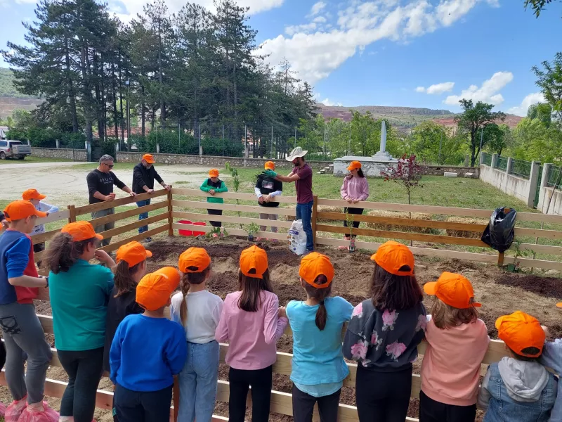 Carbon farming schools