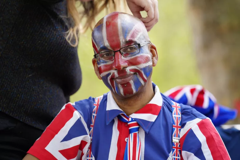 Royal fans 