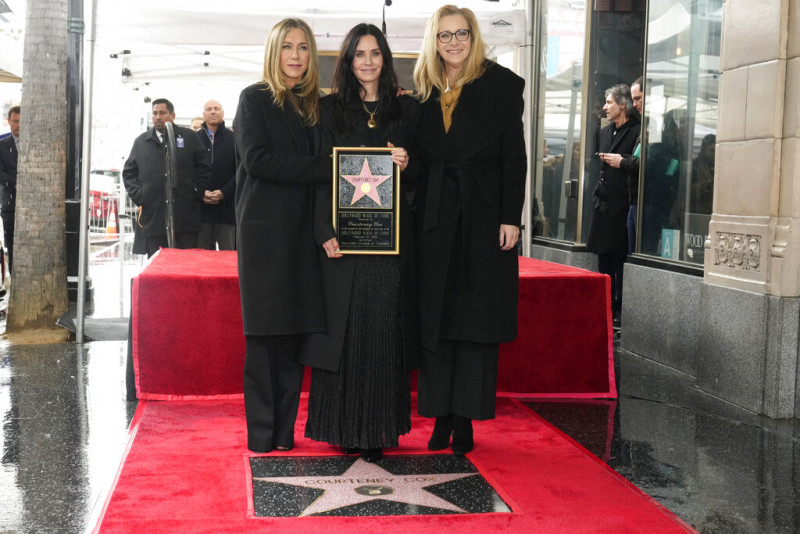 Οι Courteney Cox,  Jennifer Aniston και Lisa Kudrow 