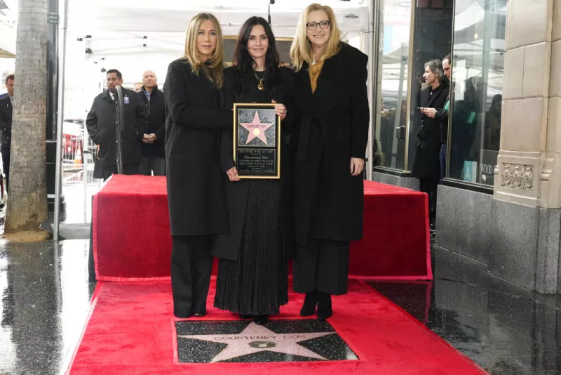 Η Courteney Cox
