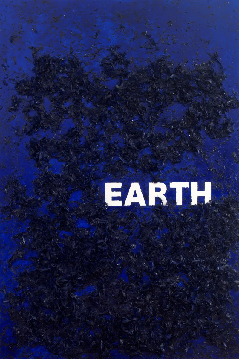 Earth Freedom [Γη Ελευθερία], 2026, λάδι και φτερά σε καμβά