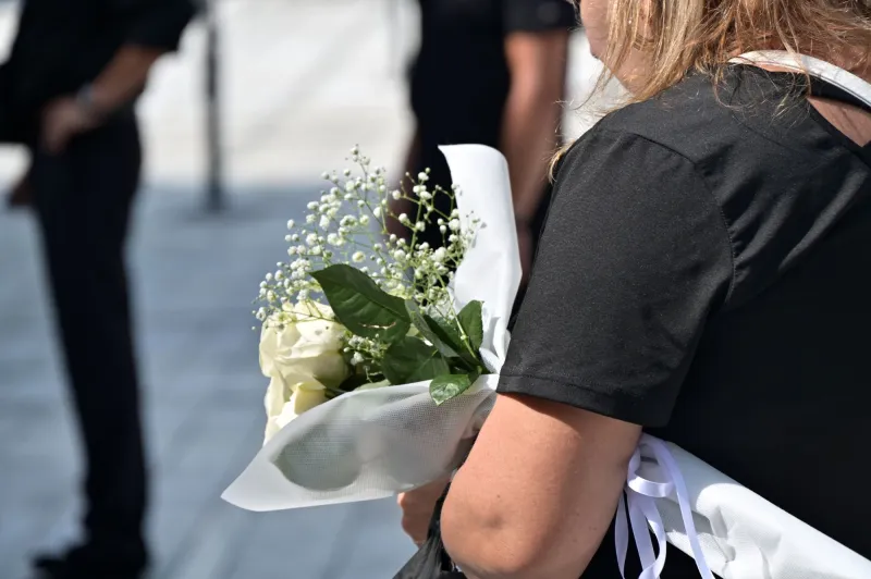 Το τελευταίο «αντίο» στον Δημήτρη Κόκοτα – Δείτε εικόνες, βίντεο Το τελευταίο «αντίο» στον Δημήτρη Κόκοτα – Δείτε εικόνες, βίντεο
