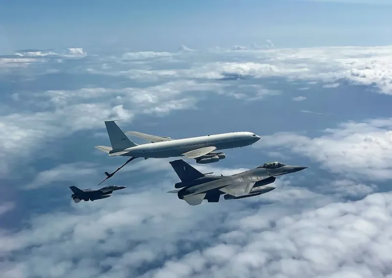 F-16