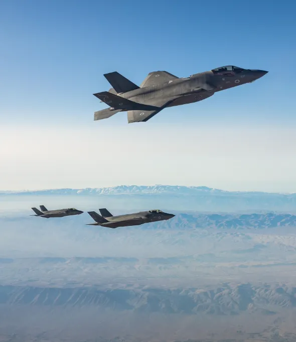 F35