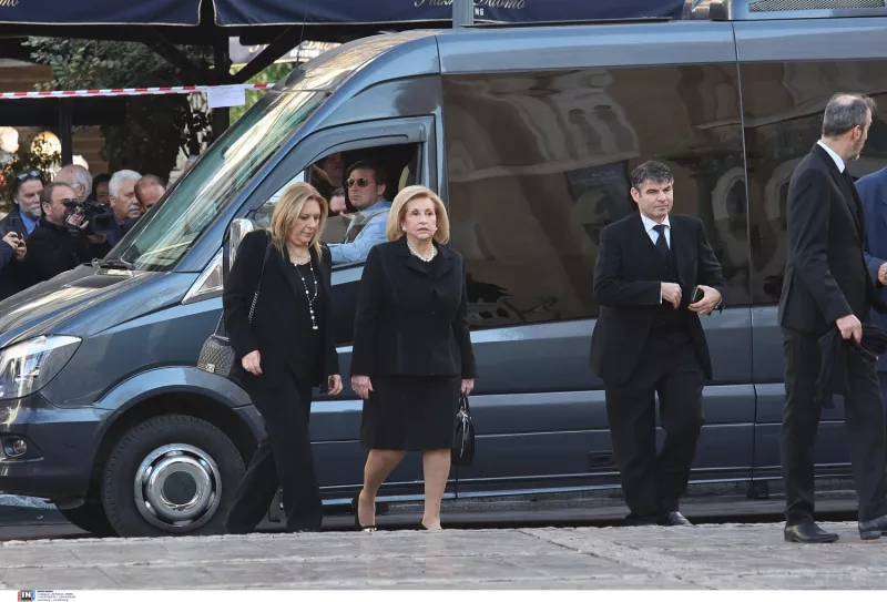 Μνημόσυνο Τέως