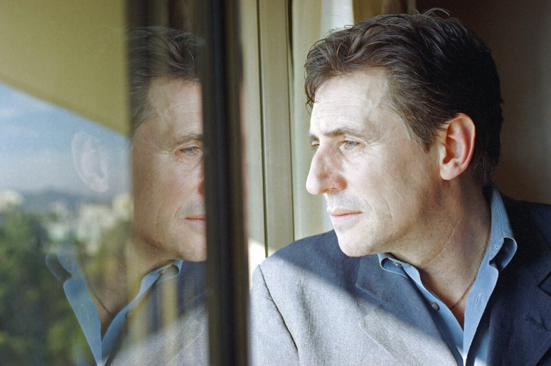 Gabriel Byrne