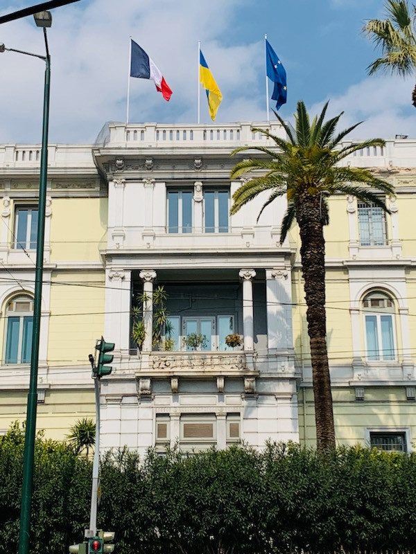 Γαλλική πρεσβεία