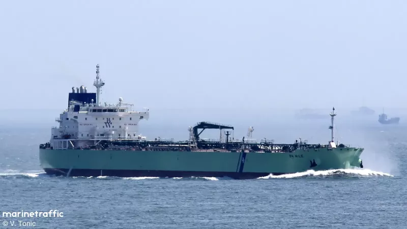 Το "Hafnia Nile"  ναυπηγήθηκε το 2017, εχει μήκος 228 μέτρα και πλάτος 32 