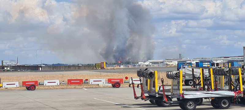 Φωτιά στο αεροδρόμιο Χίθροου