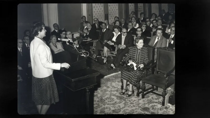 Ελένη Γλύκατζη - Αρβελέρ