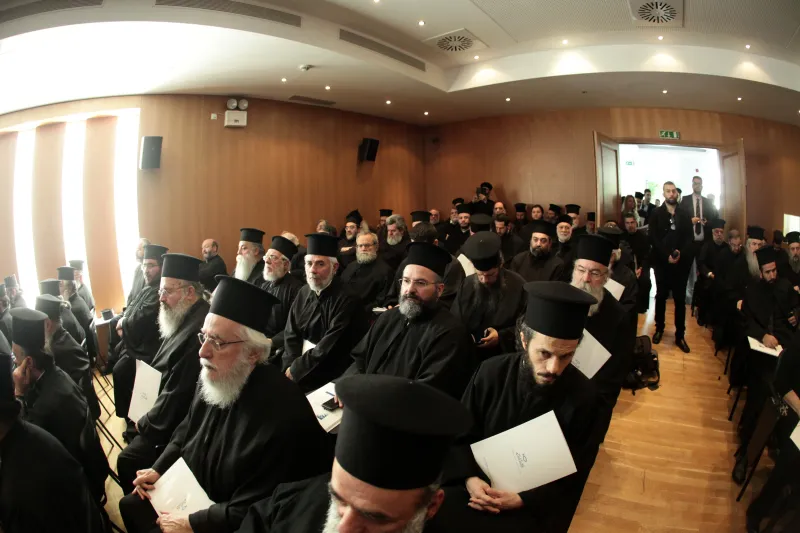 Ιερείς