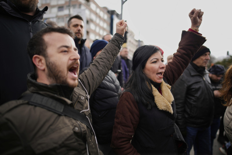 Διαδηλώσεις για Ιμάμογλου