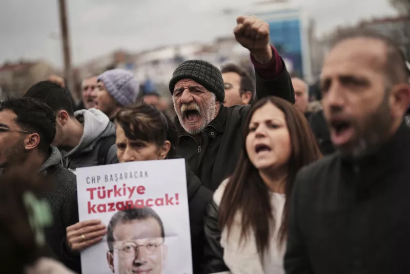 Διαδηλώσεις για Ιμάμογλου
