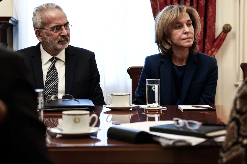 Δικαστικοι