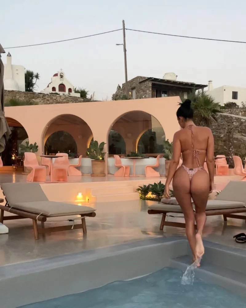 Η Ivana Knoll