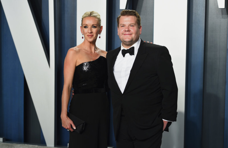 Ο James Corden με τη σύζυγό του 