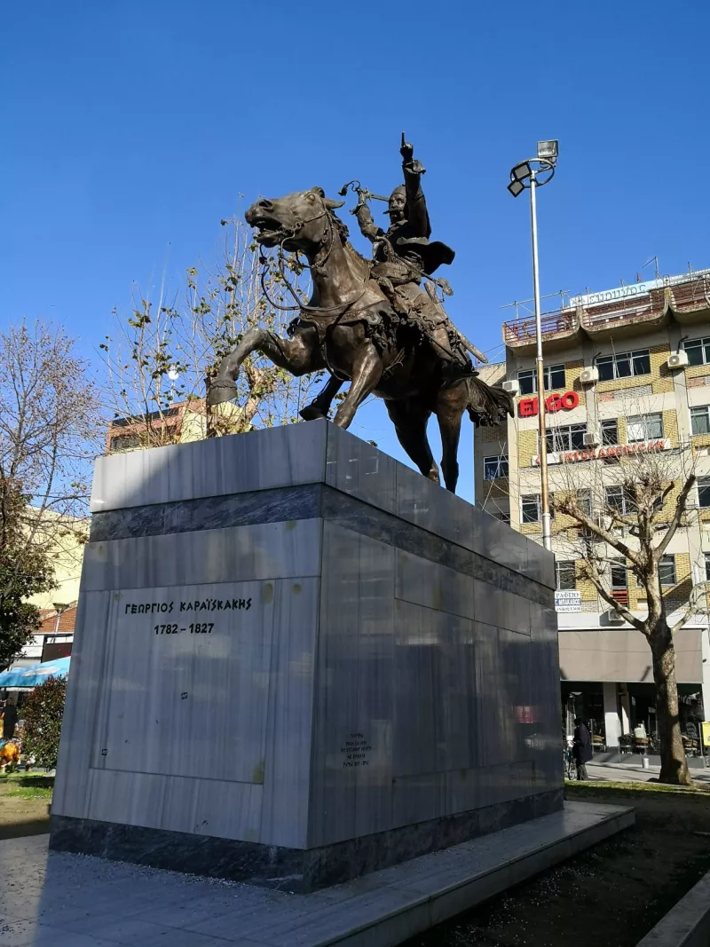 Ο έφιππος ανδριάντας του Γεωργίου Καραϊσκάκη