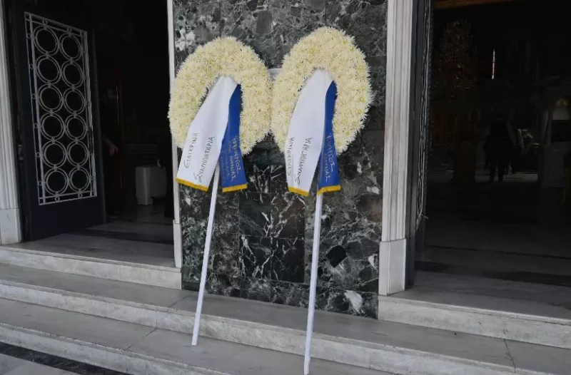Αυτή τη στιγμή γίνεται η κηδεία της 19χρονης Θάλειας 