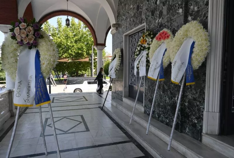 Αυτή τη στιγμή γίνεται η κηδεία της 19χρονης Θάλειας 