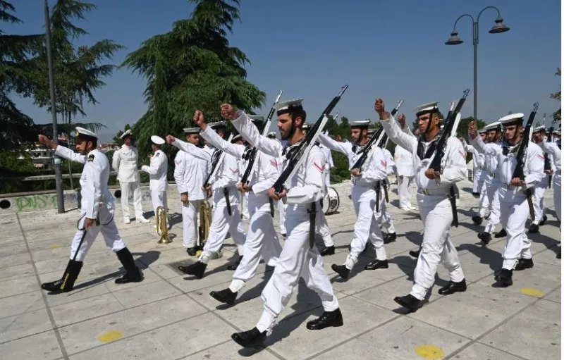 Αυτή τη στιγμή γίνεται η κηδεία της 19χρονης Θάλειας 