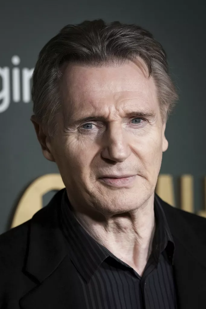 O Liam Neeson